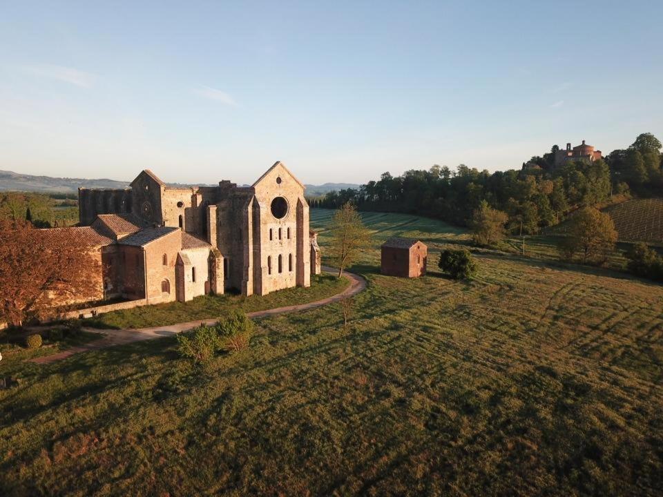Agriturismo La Via Dell'Oliviera Ciciano المظهر الخارجي الصورة